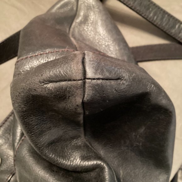 Black Leather Fossil Purse - Picture 7 of 9